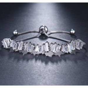 NEW Modern cascade w/ stones Adjustable bracelet